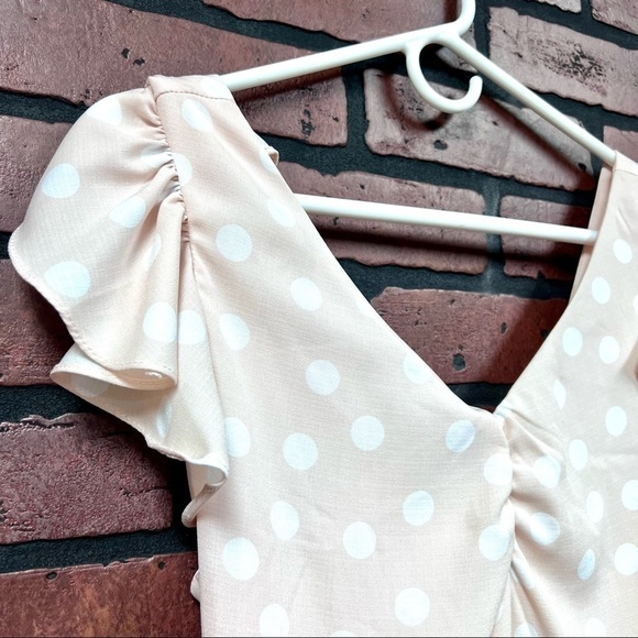 Gianni Bini Women Barbie Knot Keyhole Blush Pink Polka Dot mini dress size M - Picture 3 of 11